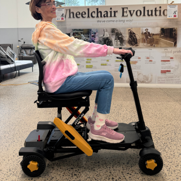 Automatic Folding Mobility Scooter - Image 3